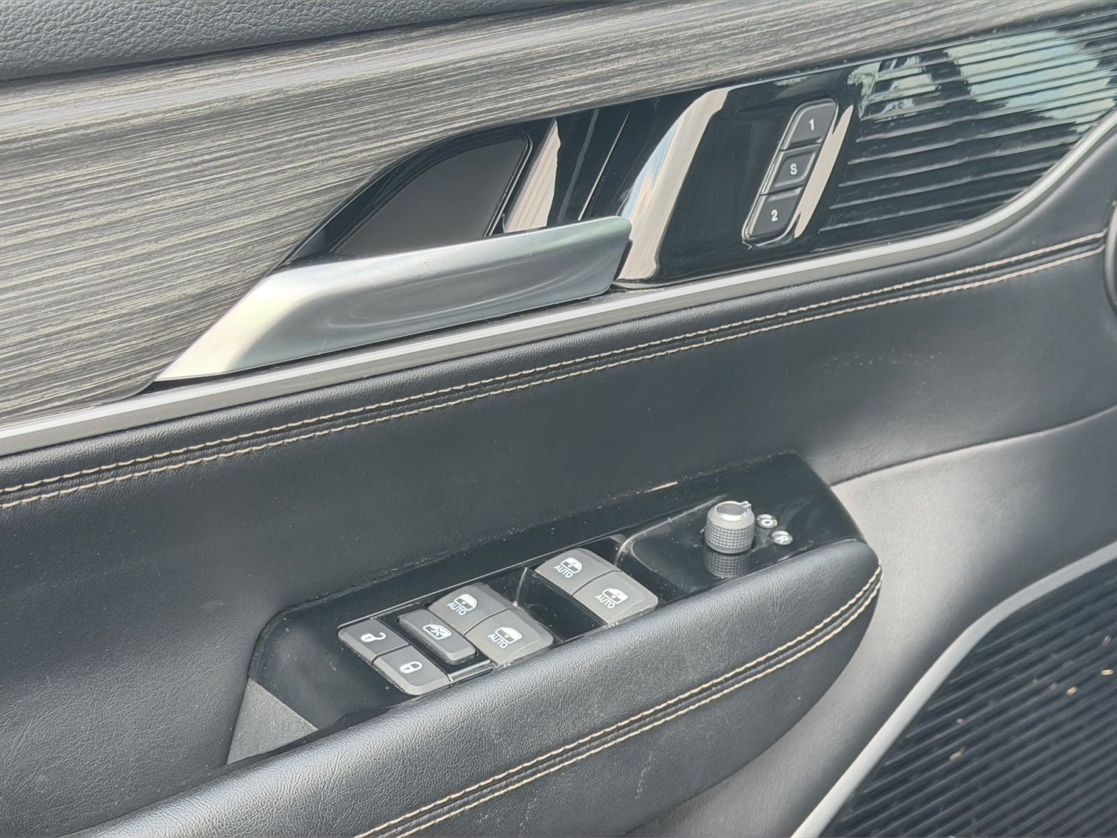 2024 Jeep Wagoneer Series III