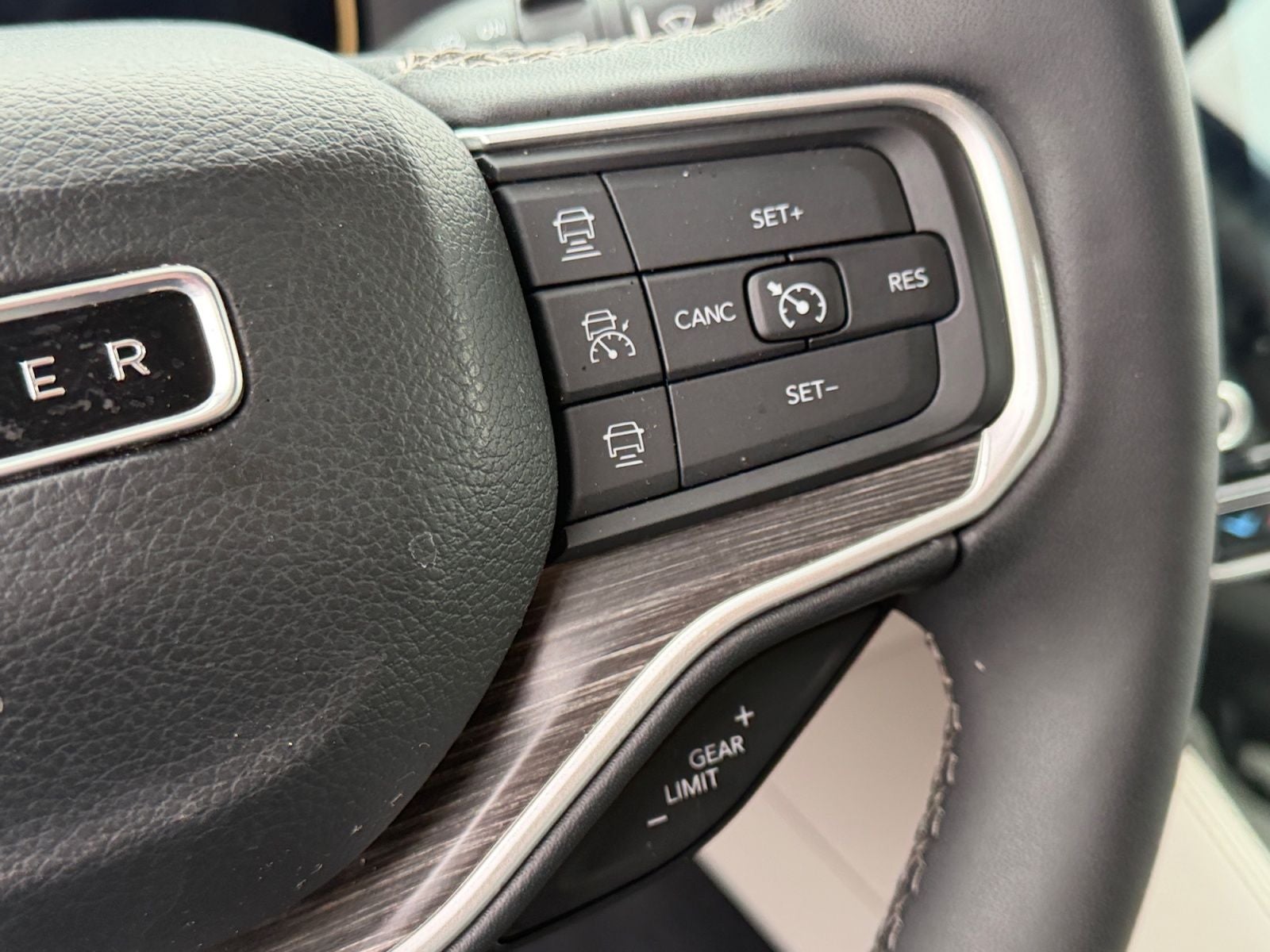 2024 Jeep Wagoneer Series III 4x4