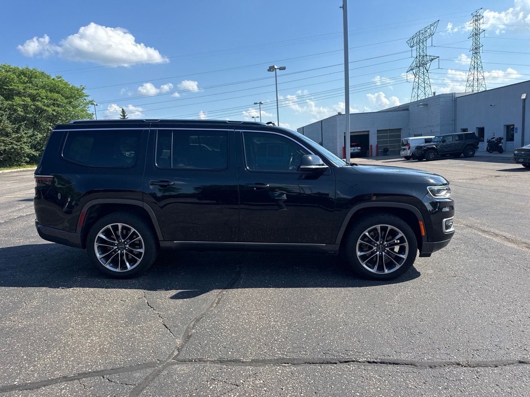 2022 Jeep Wagoneer Series III