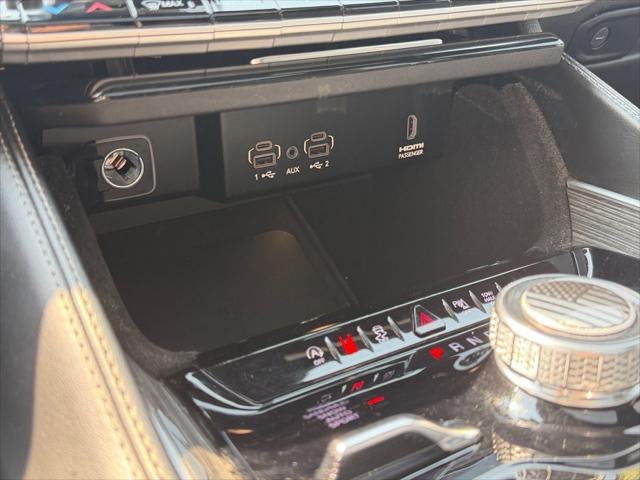 2022 Jeep Wagoneer Series III 4x4