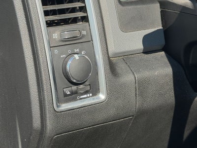 2019 RAM 1500 Classic SLT Crew Cab 4x4 5'7' Box