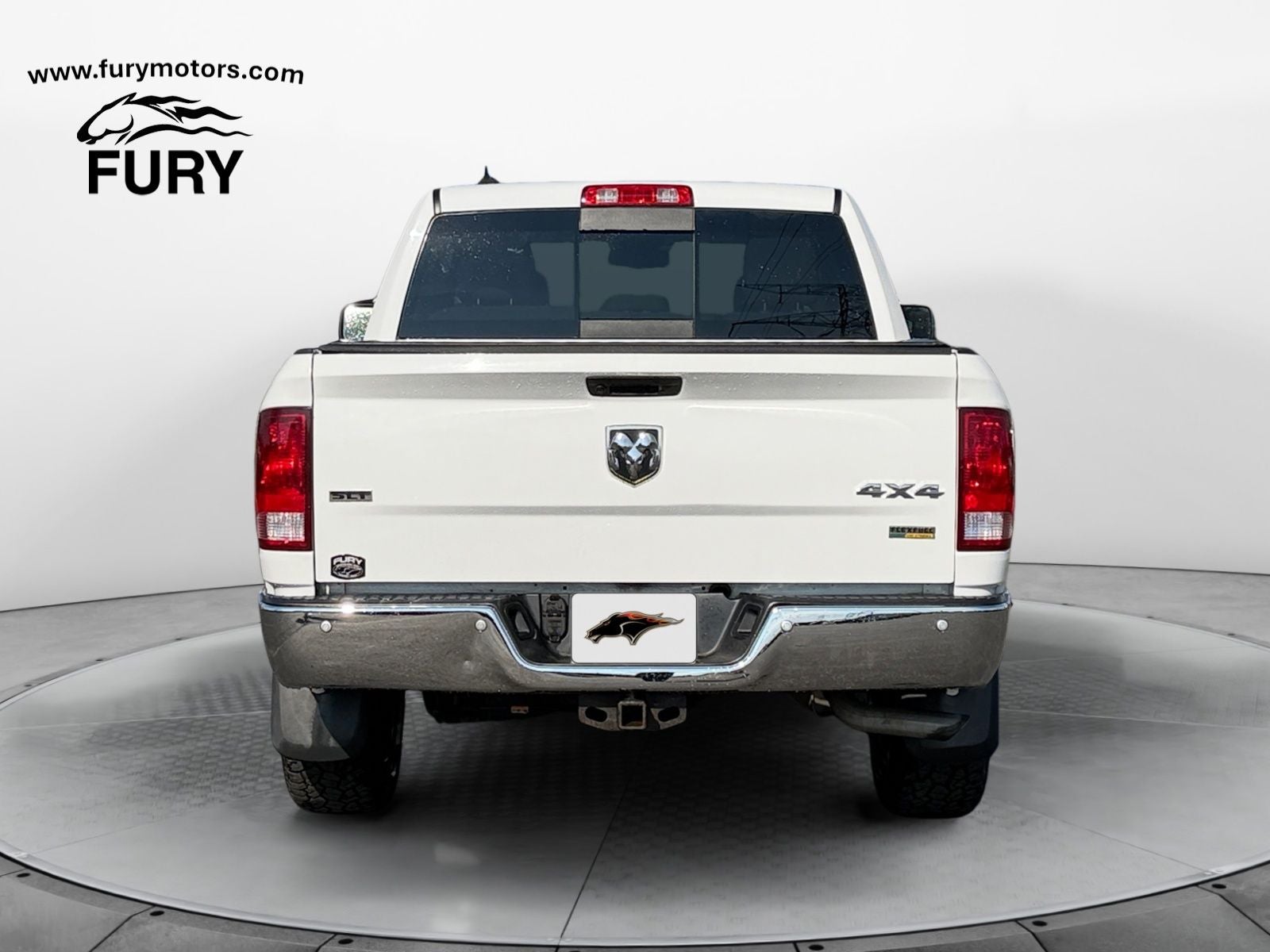 2019 RAM 1500 Classic SLT Crew Cab 4x4 5'7' Box