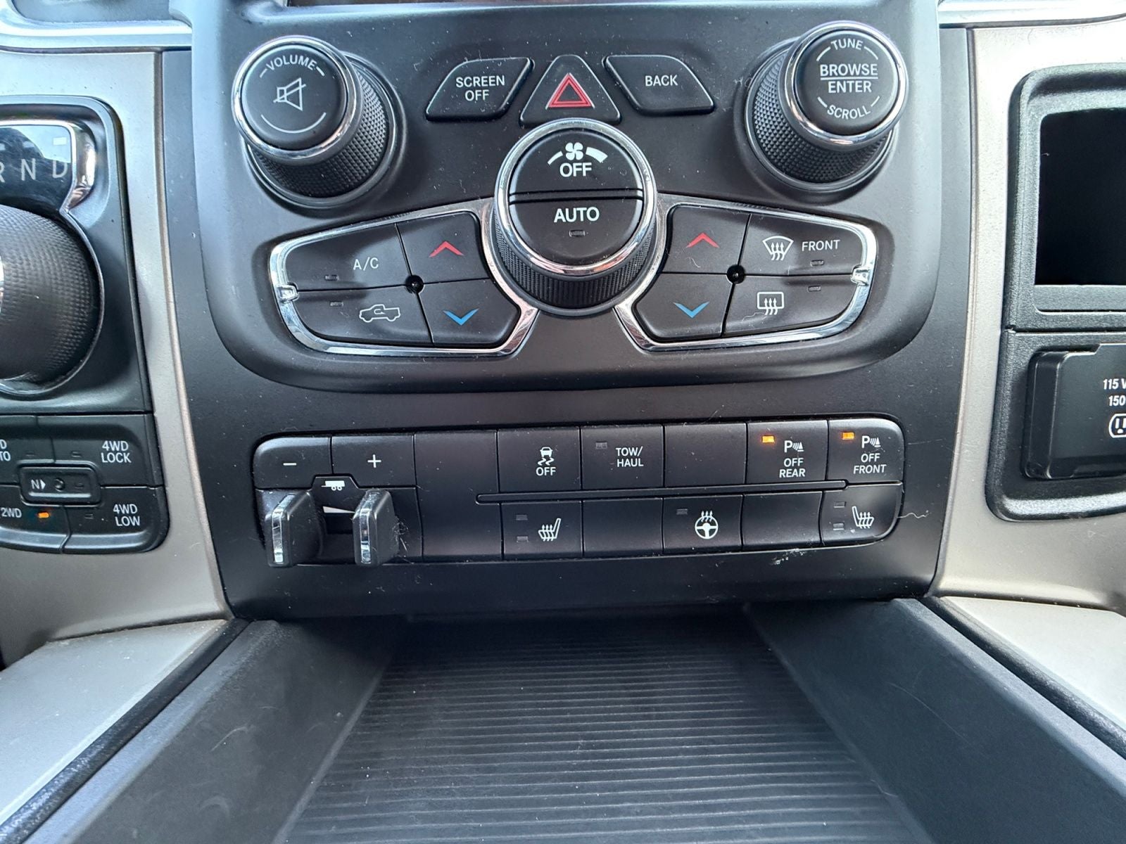 2015 RAM 1500 Big Horn