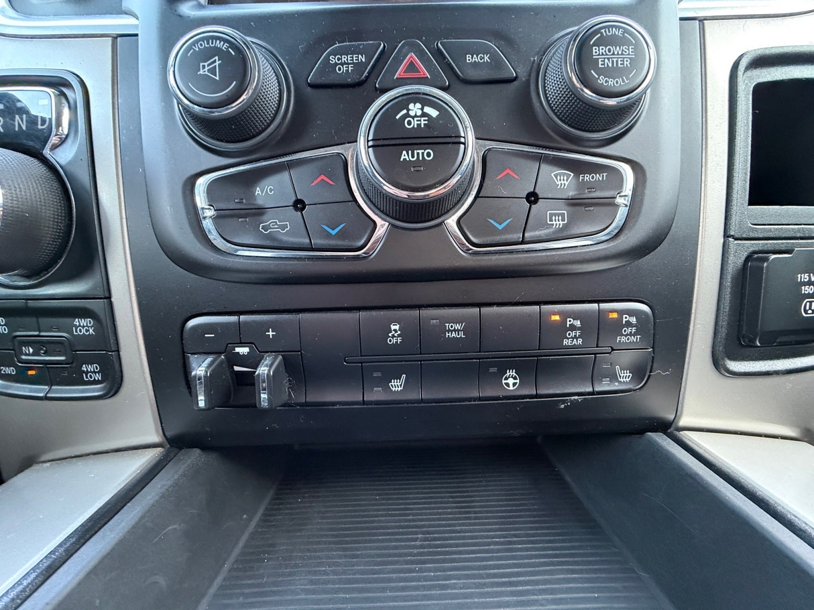 2015 RAM 1500 Big Horn