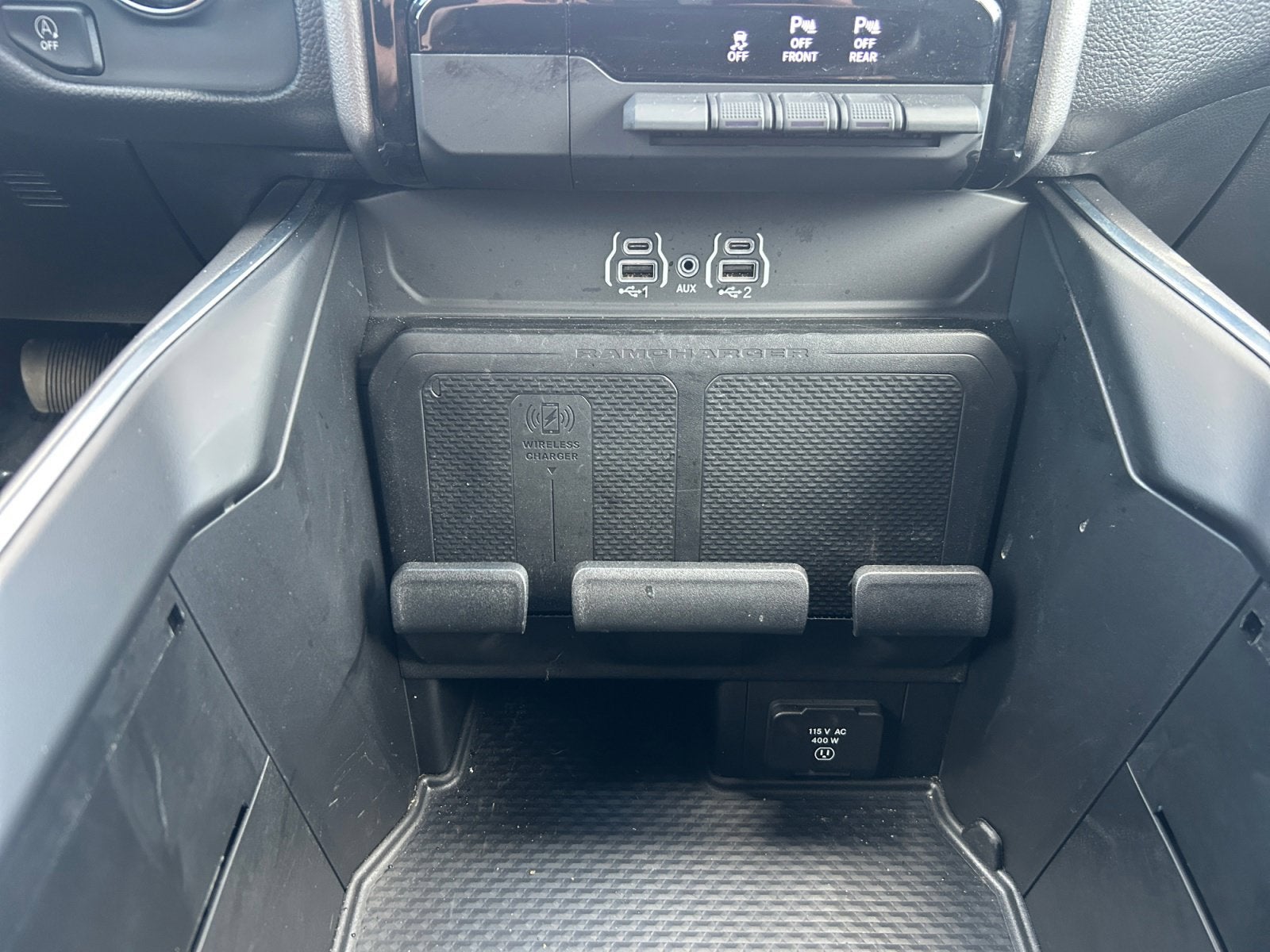 2025 RAM 1500 Big Horn Crew Cab 4x4 5'7' Box