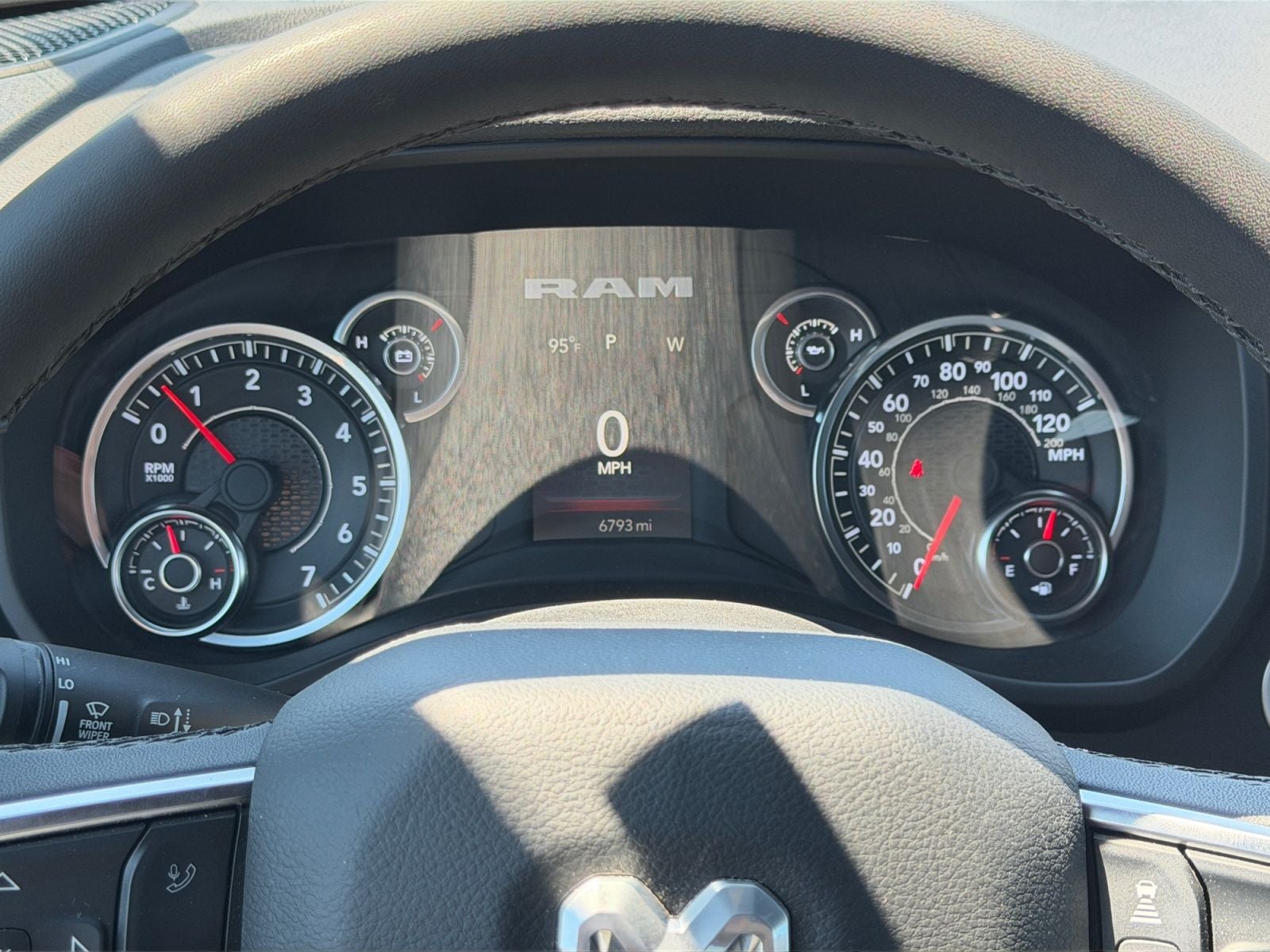 2025 RAM 1500 Big Horn Crew Cab 4x4 5'7' Box