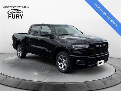 2025 RAM 1500 Big Horn Crew Cab 4x4 5'7' Box