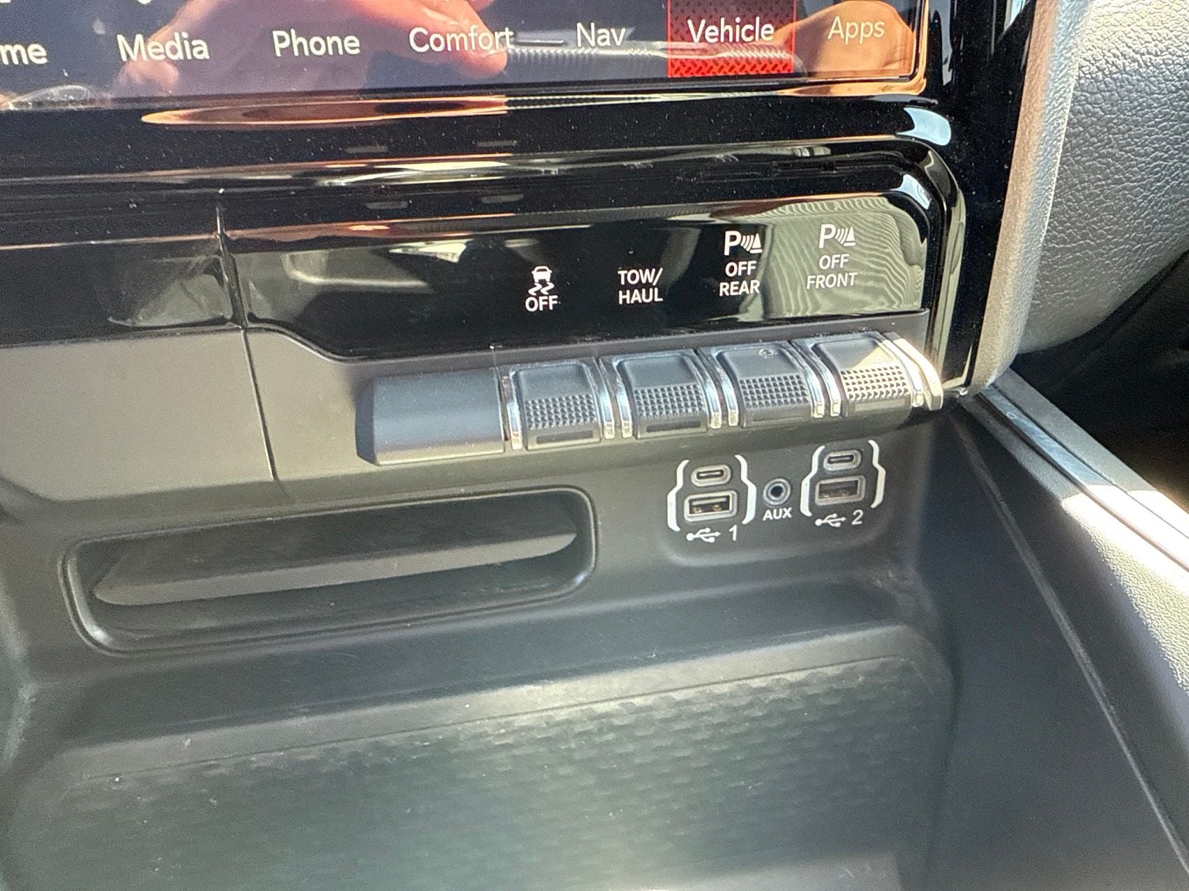 2024 RAM 1500 Big Horn/Lone Star