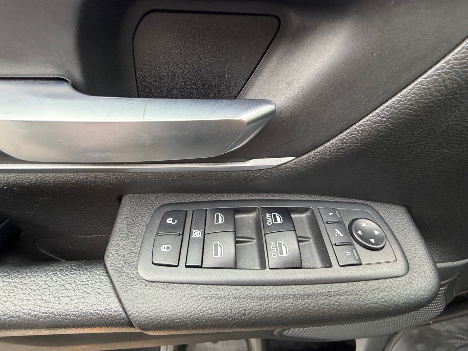 2019 RAM 1500 Big Horn/Lone Star Crew Cab 4x4 5'7' Box