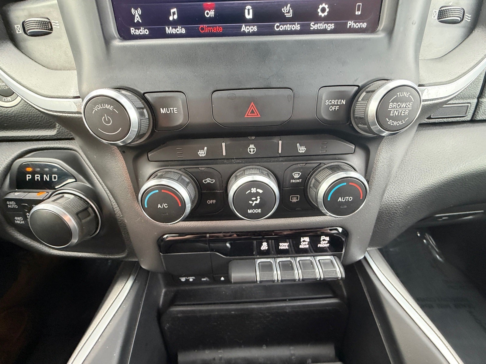 2019 RAM 1500 Big Horn/Lone Star Crew Cab 4x4 5'7' Box