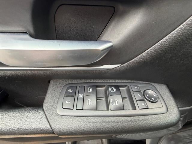 2019 RAM 1500 Big Horn/Lone Star Crew Cab 4x4 5'7' Box