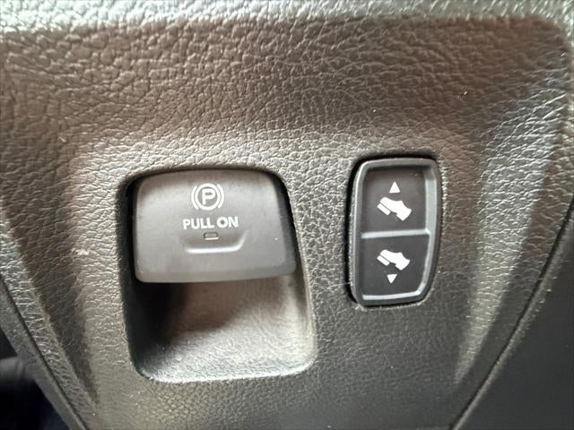 2019 RAM 1500 Big Horn/Lone Star Crew Cab 4x4 5'7' Box