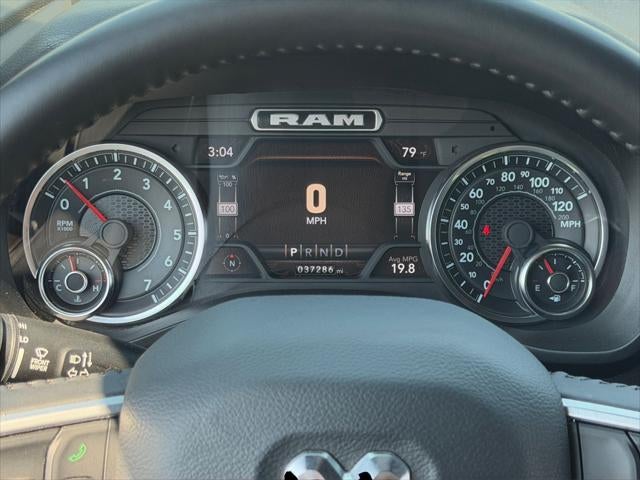 2023 RAM 1500 Big Horn Crew Cab 4x4 5'7' Box