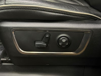 2019 RAM 1500 Limited Crew Cab 4x4 5'7' Box