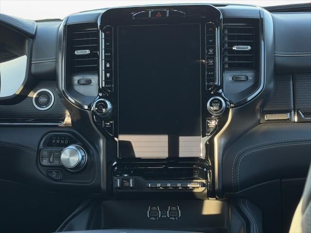 2023 RAM 1500 Limited Crew Cab 4x4 5'7' Box