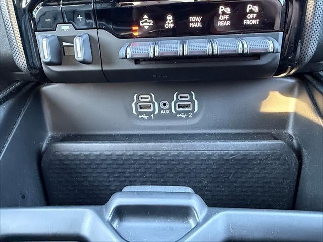 2023 RAM 1500 Limited Crew Cab 4x4 5'7' Box