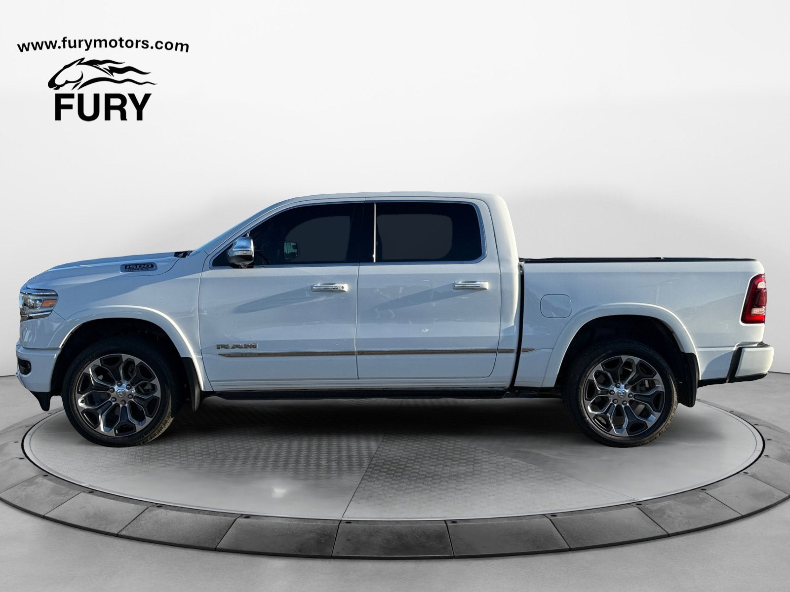 2022 RAM 1500 Limited Crew Cab 4x4 5'7' Box