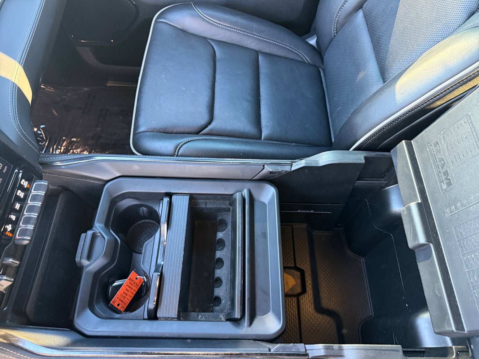 2022 RAM 1500 Limited Crew Cab 4x4 5'7' Box