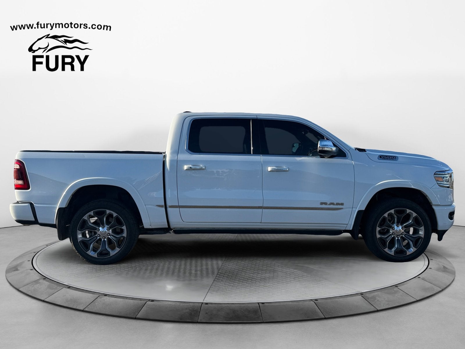 2022 RAM 1500 Limited Crew Cab 4x4 5'7' Box