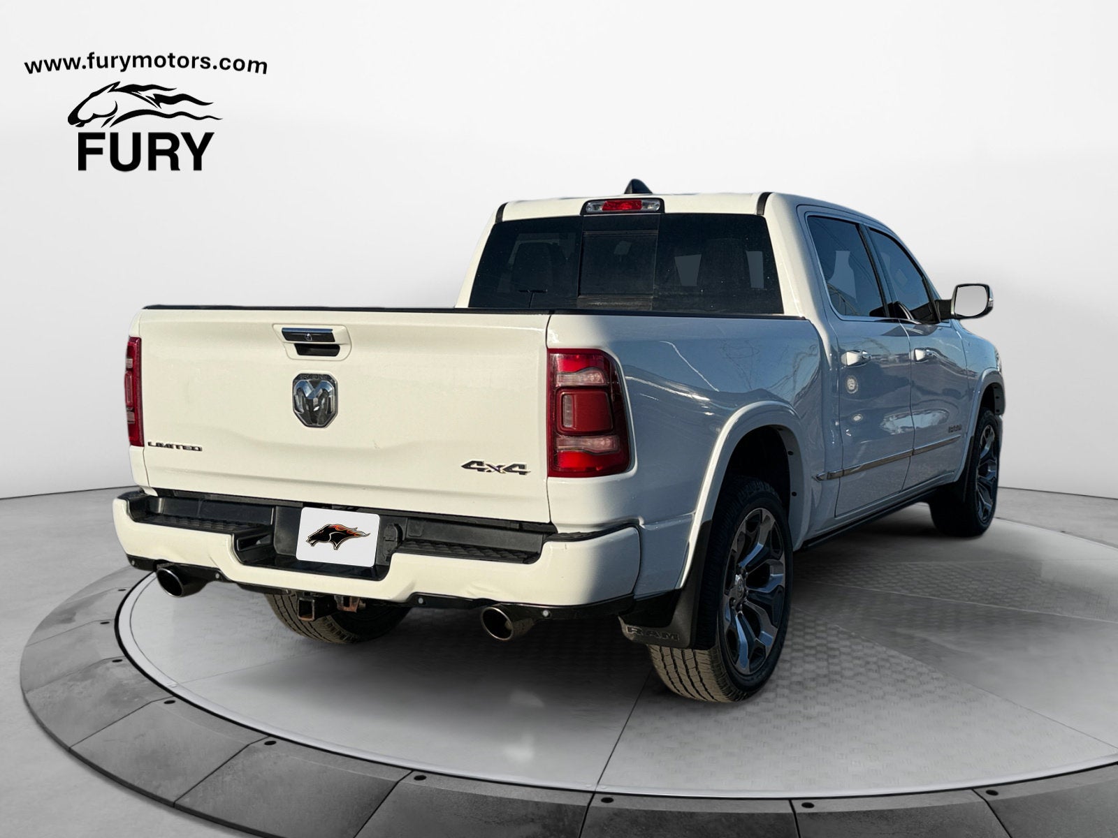 2022 RAM 1500 Limited Crew Cab 4x4 5'7' Box
