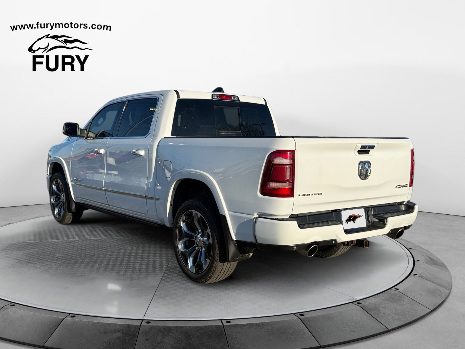 2022 RAM 1500 Limited Crew Cab 4x4 5'7' Box