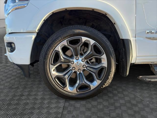2022 RAM 1500 Limited Crew Cab 4x4 5'7' Box