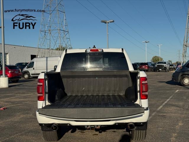 2022 RAM 1500 Limited Crew Cab 4x4 5'7' Box