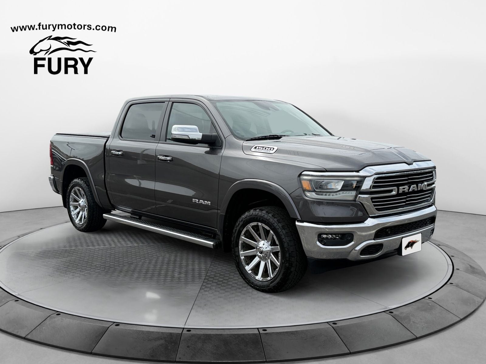 2022 RAM 1500 Laramie Crew Cab 4x4 5'7' Box