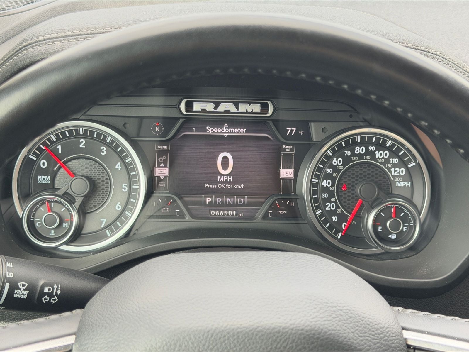 2022 RAM 1500 Laramie Crew Cab 4x4 5'7' Box