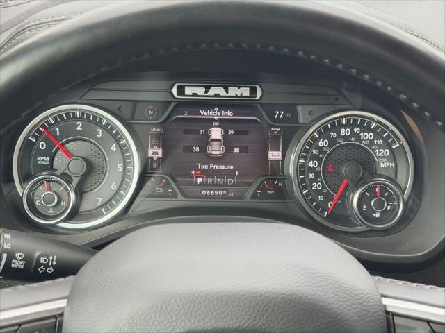 2022 RAM 1500 Laramie Crew Cab 4x4 5'7' Box