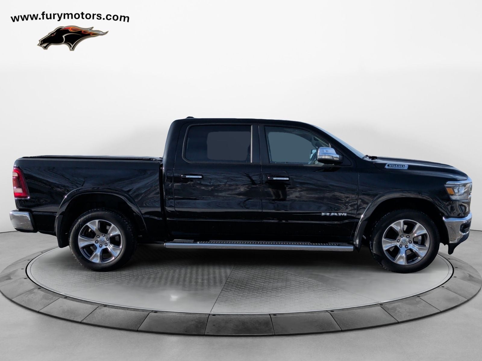 2021 RAM 1500 Laramie Crew Cab 4x4 5'7' Box