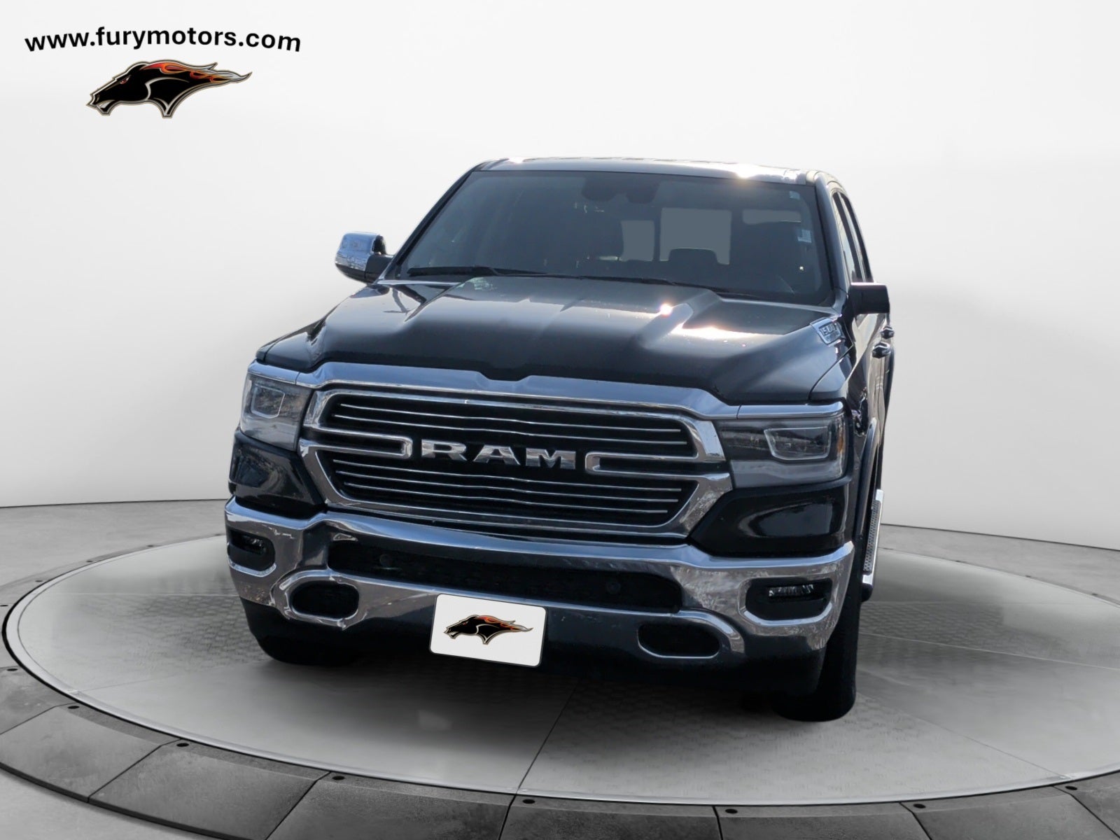 2021 RAM 1500 Laramie Crew Cab 4x4 5'7' Box