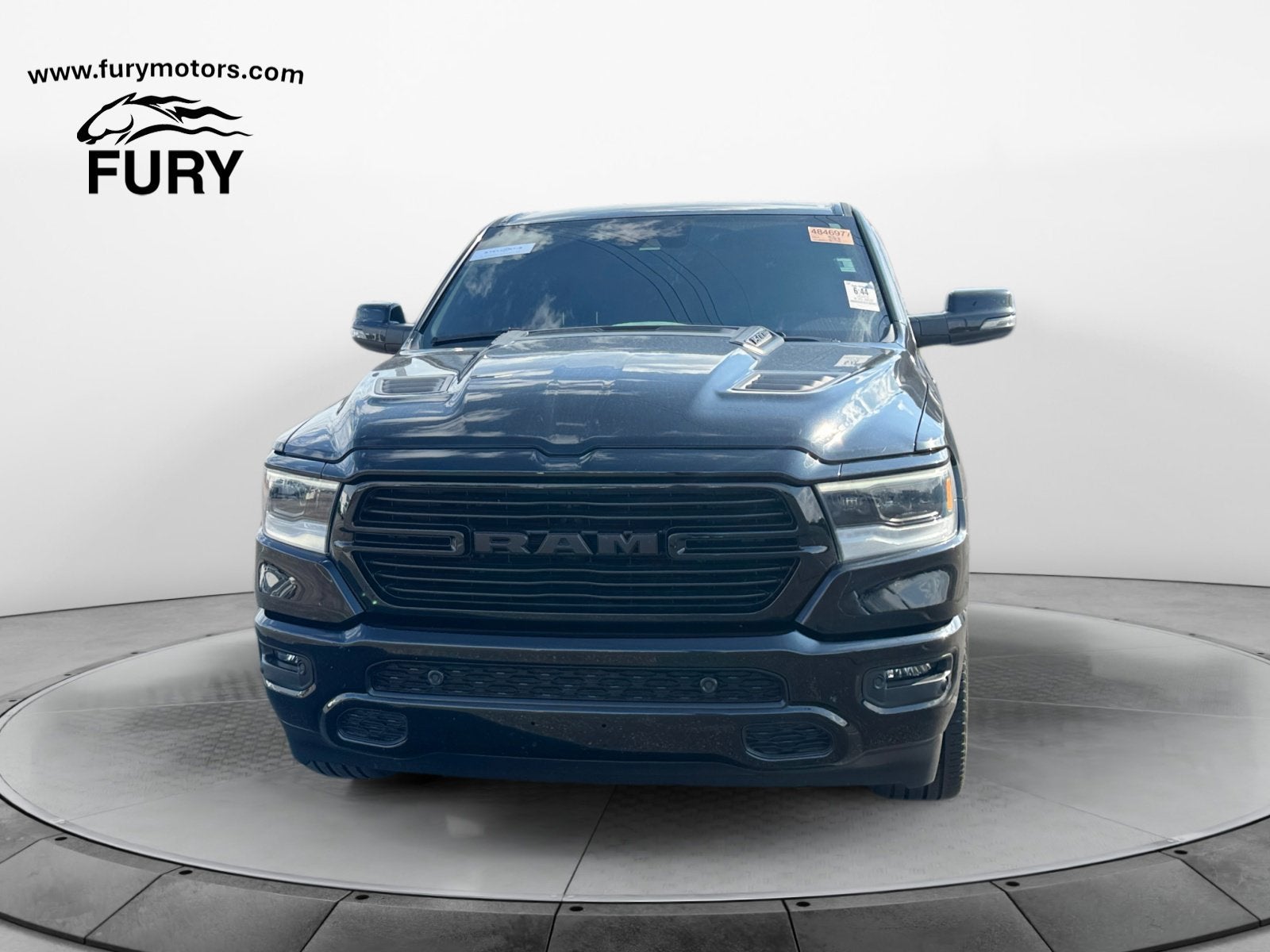 2023 RAM 1500 Laramie Crew Cab 4x4 5'7' Box