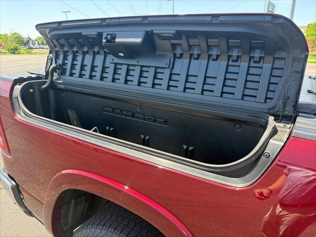 2020 RAM 1500 Laramie Longhorn Crew Cab 4x4 5'7' Box