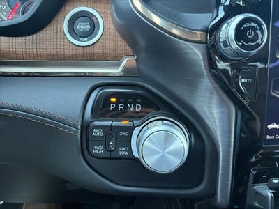 2020 RAM 1500 Laramie Longhorn Crew Cab 4x4 5'7' Box