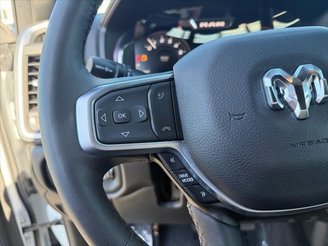 2025 RAM 1500 Big Horn Crew Cab 4x4 6'4' Box