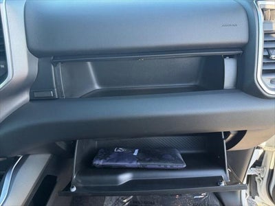 2025 RAM 1500 Big Horn Crew Cab 4x4 6'4' Box