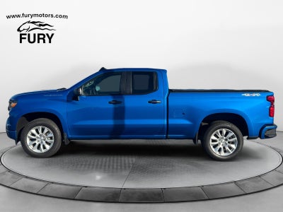 2023 Chevrolet Silverado 1500 4WD Double Cab Standard Bed Custom