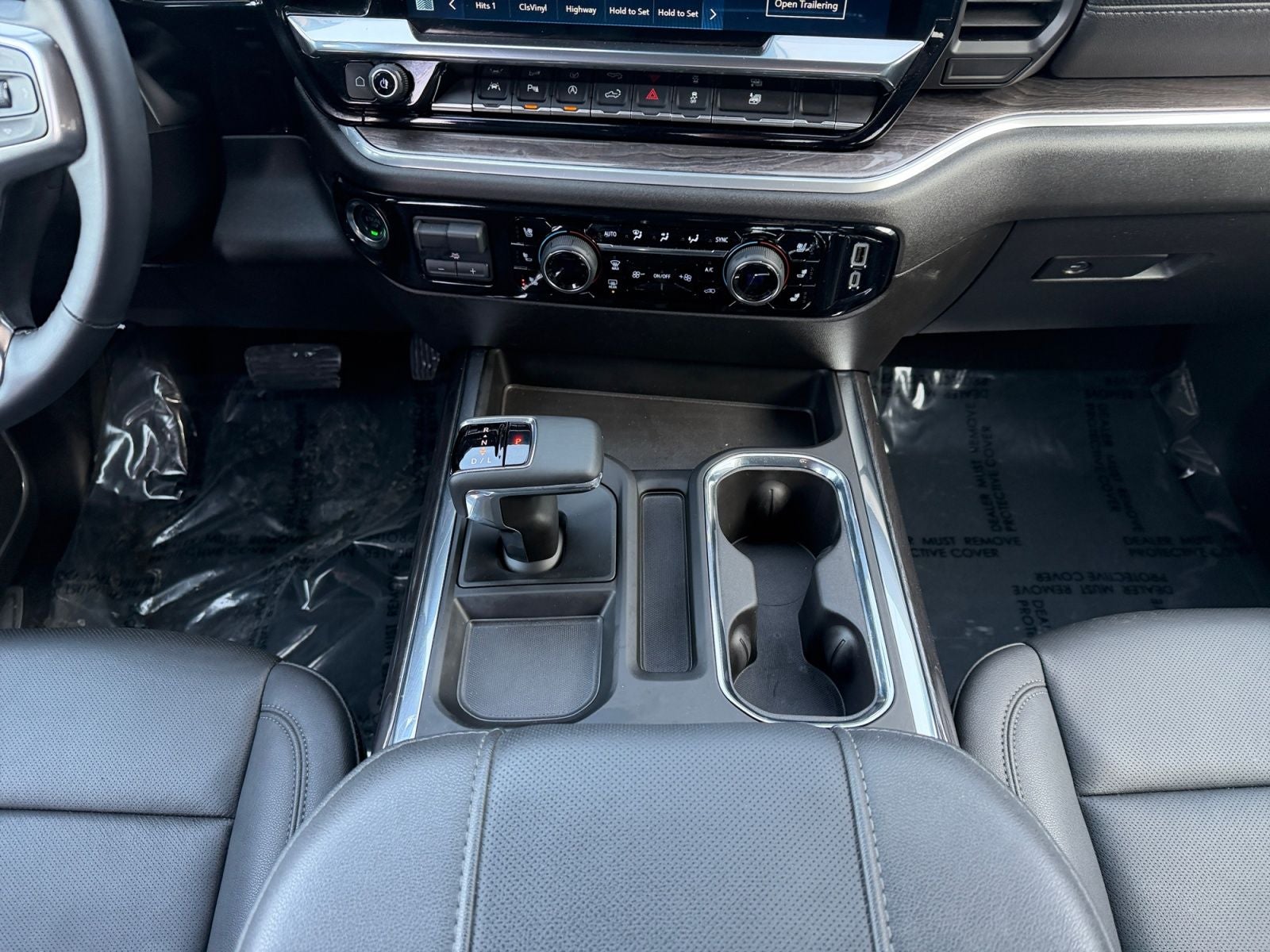 2025 Chevrolet Silverado 1500 4WD LTZ