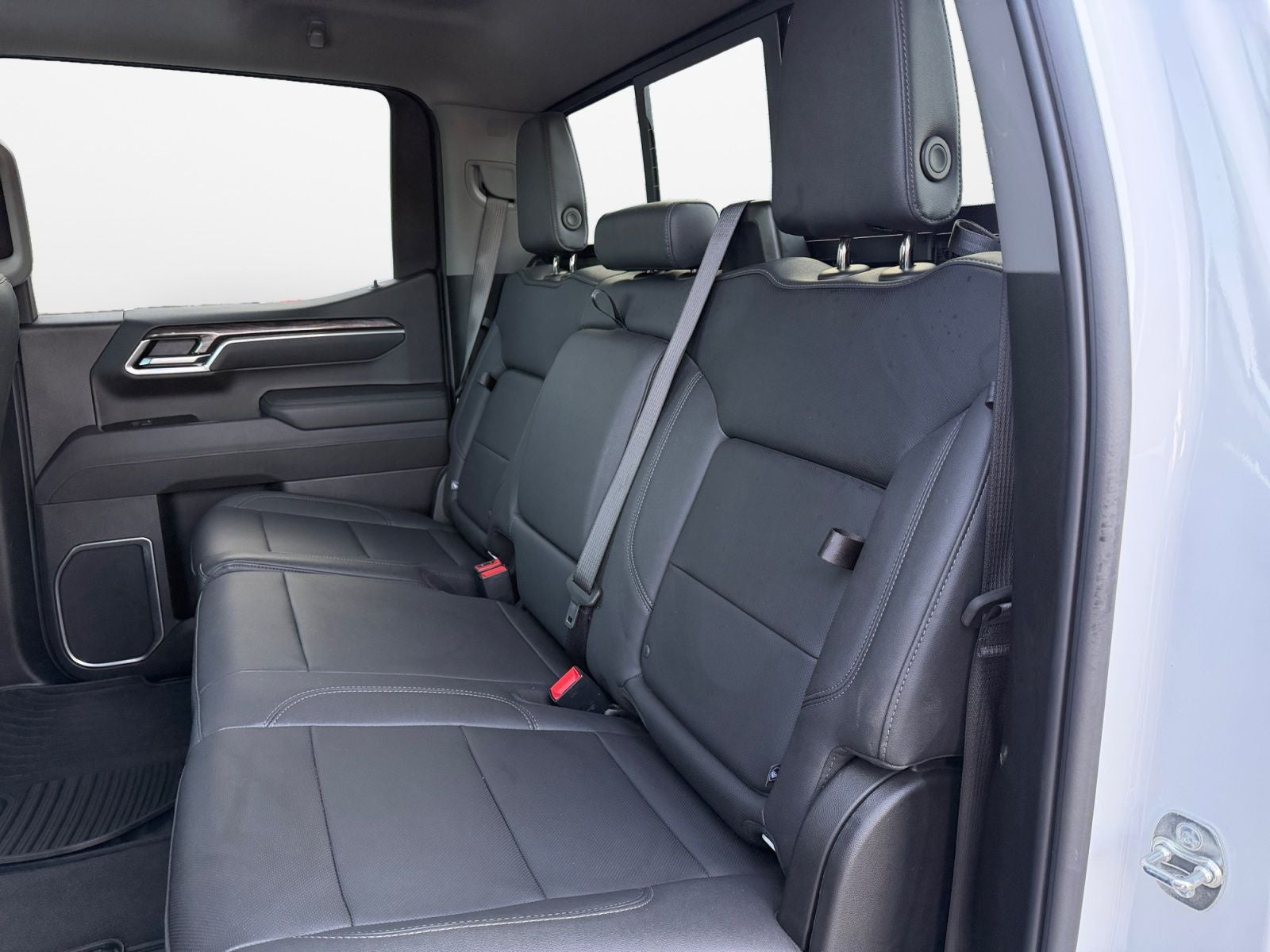 2025 Chevrolet Silverado 1500 4WD LTZ