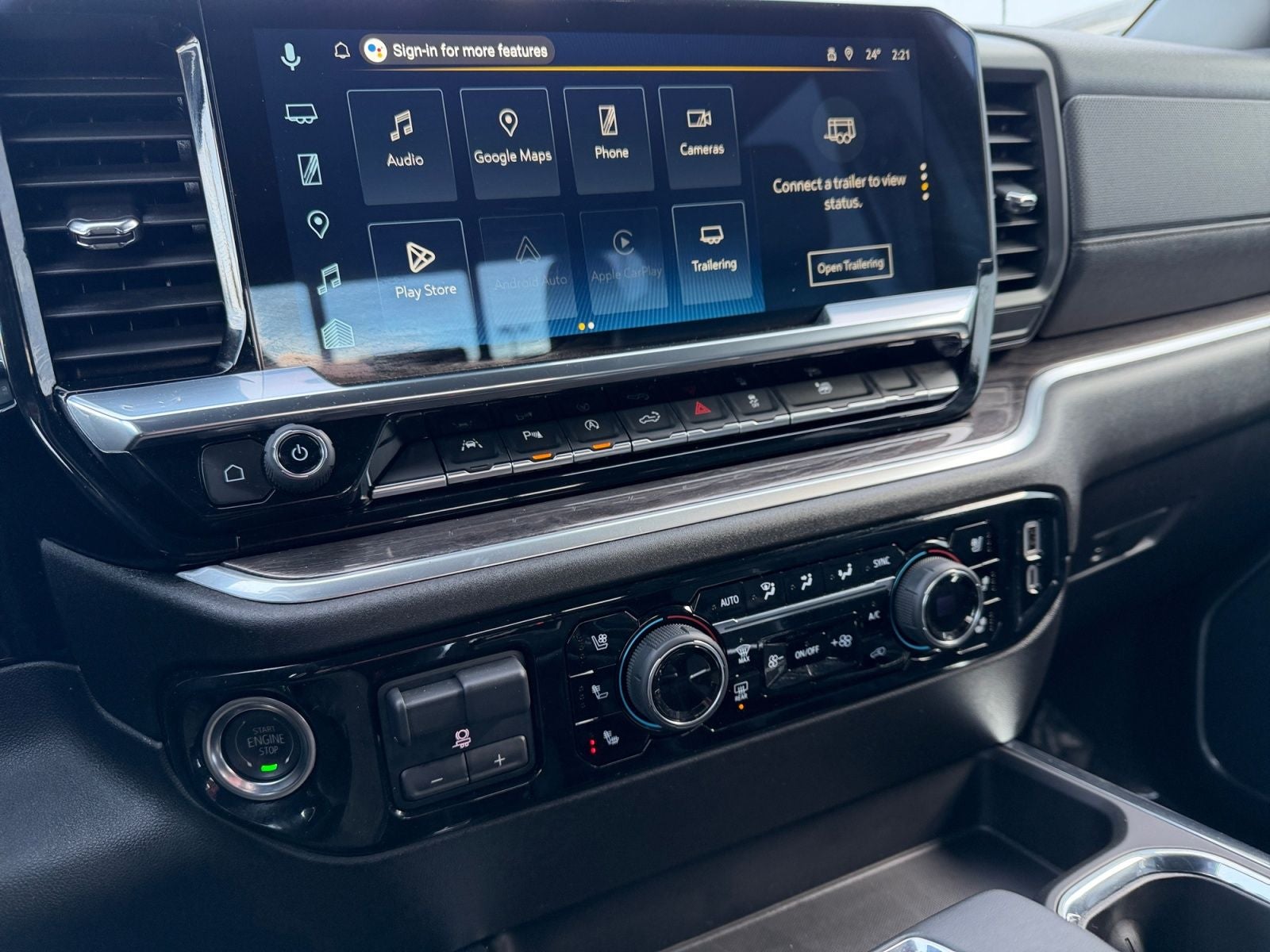 2025 Chevrolet Silverado 1500 4WD LTZ