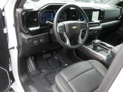 2025 Chevrolet Silverado 1500 4WD LTZ