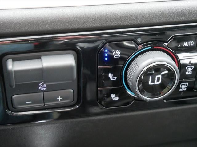 2025 Chevrolet Silverado 1500 4WD LTZ