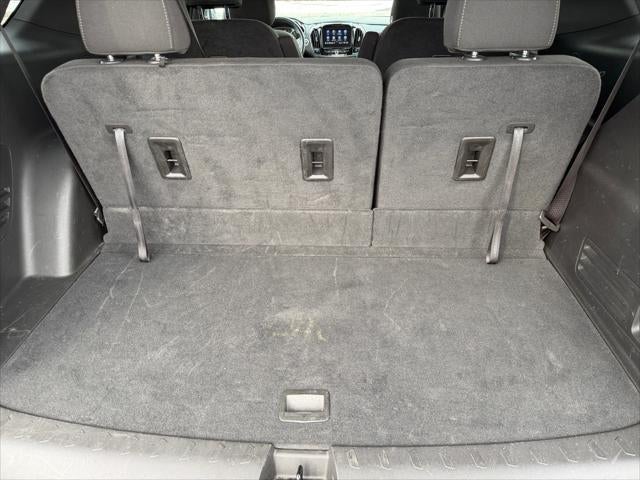 2023 Chevrolet Traverse AWD LT Cloth