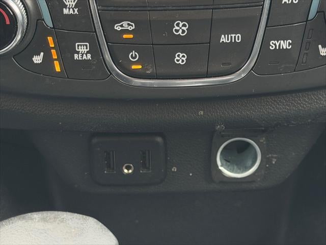 2023 Chevrolet Traverse AWD LT Cloth