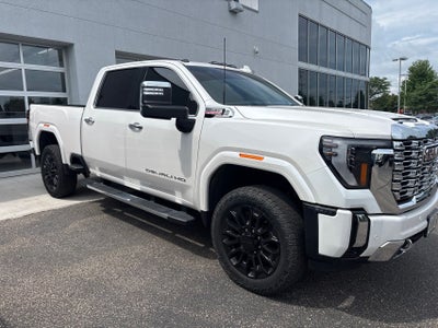2024 GMC Sierra 2500HD Denali