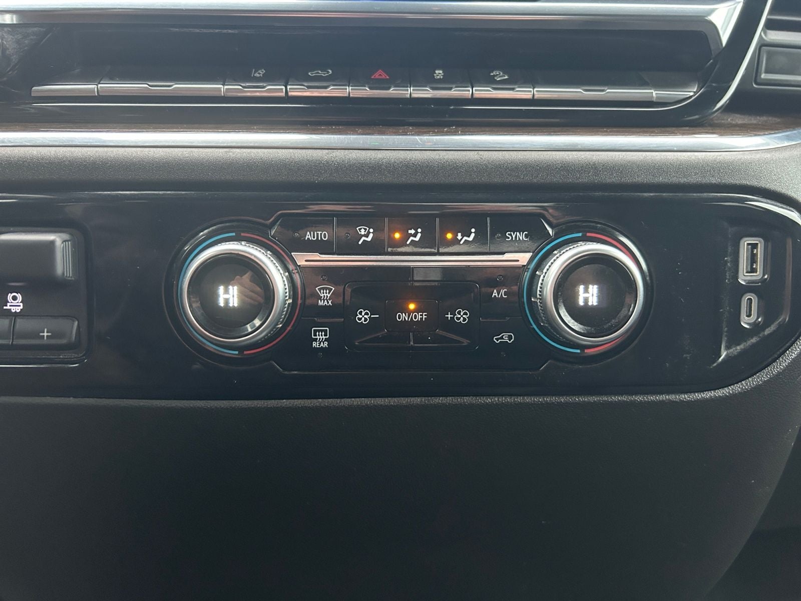 2024 GMC Sierra 3500HD SLE