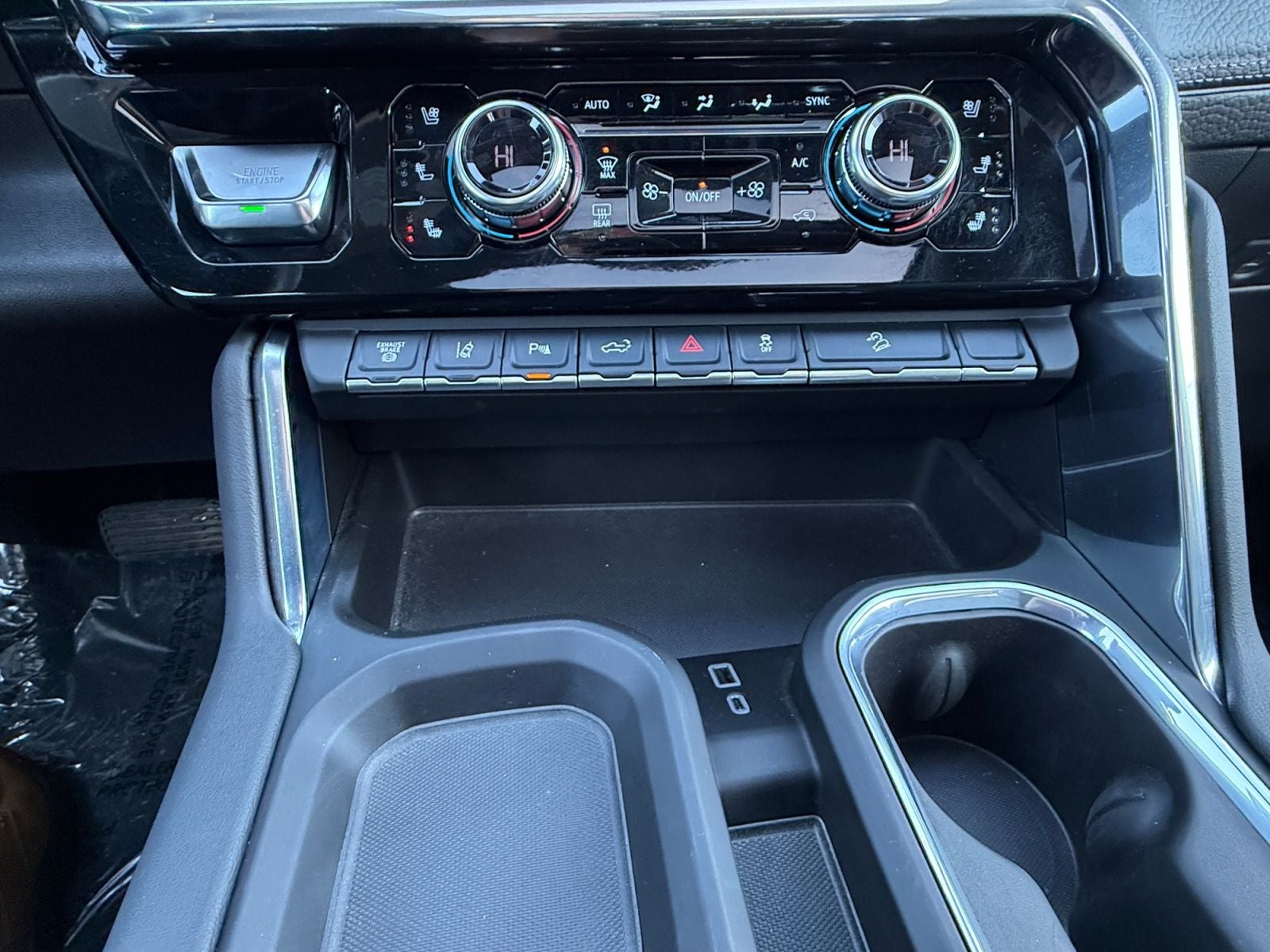 2025 GMC Sierra 2500HD Crew Cab, Standard Bed, Denali, 4WD