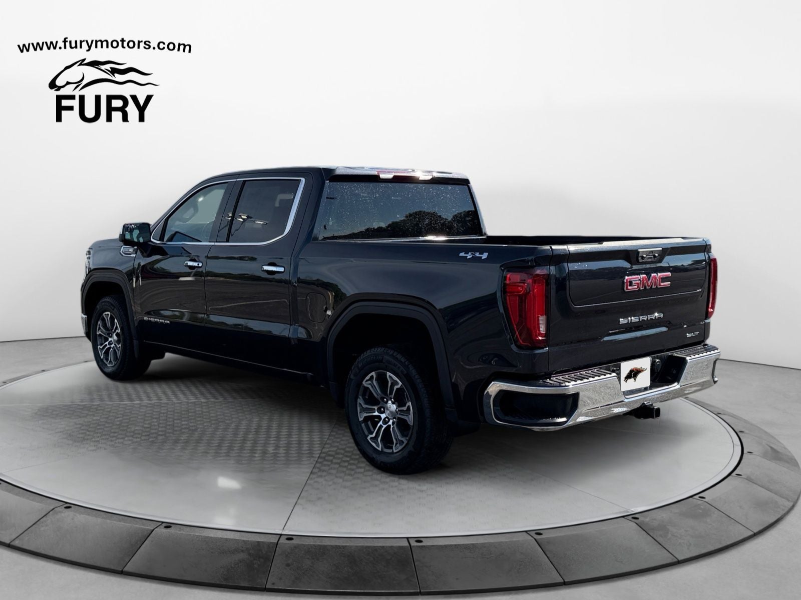2026 GMC Sierra 1500 Crew Cab, Short Bed, SLT, 4WD