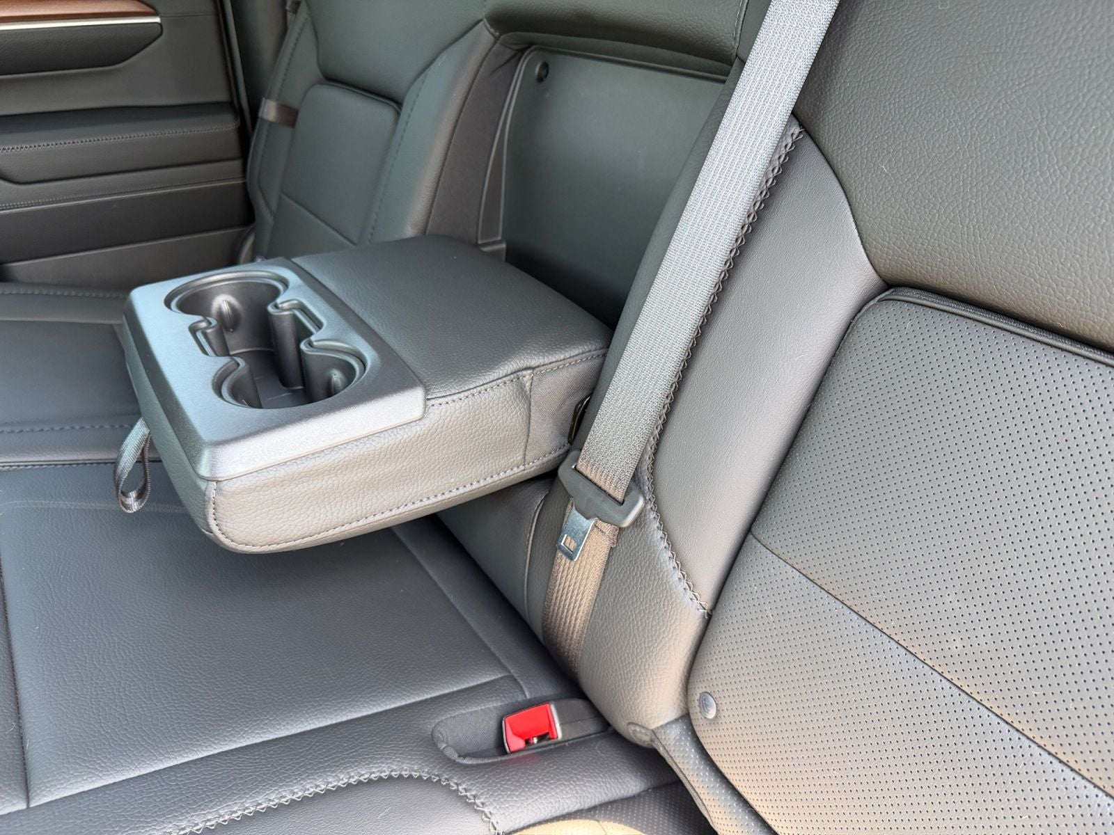 2024 GMC Sierra 1500 4WD Crew Cab Short Box Denali